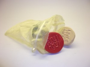 Színes sütipecsétek organza tasakban.