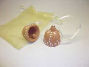 Csengők organza tasakban.